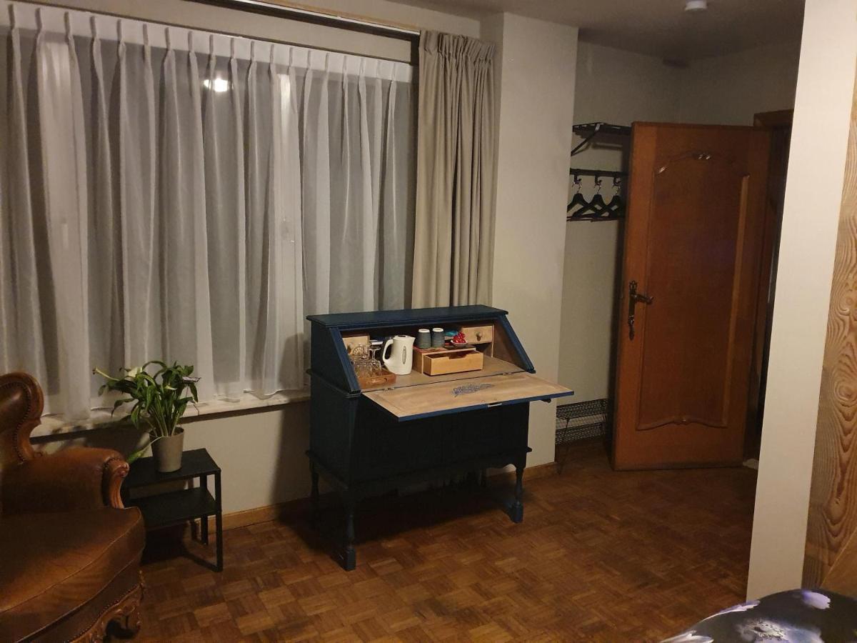 Guesthouse Deladix ハッセルト エクステリア 写真