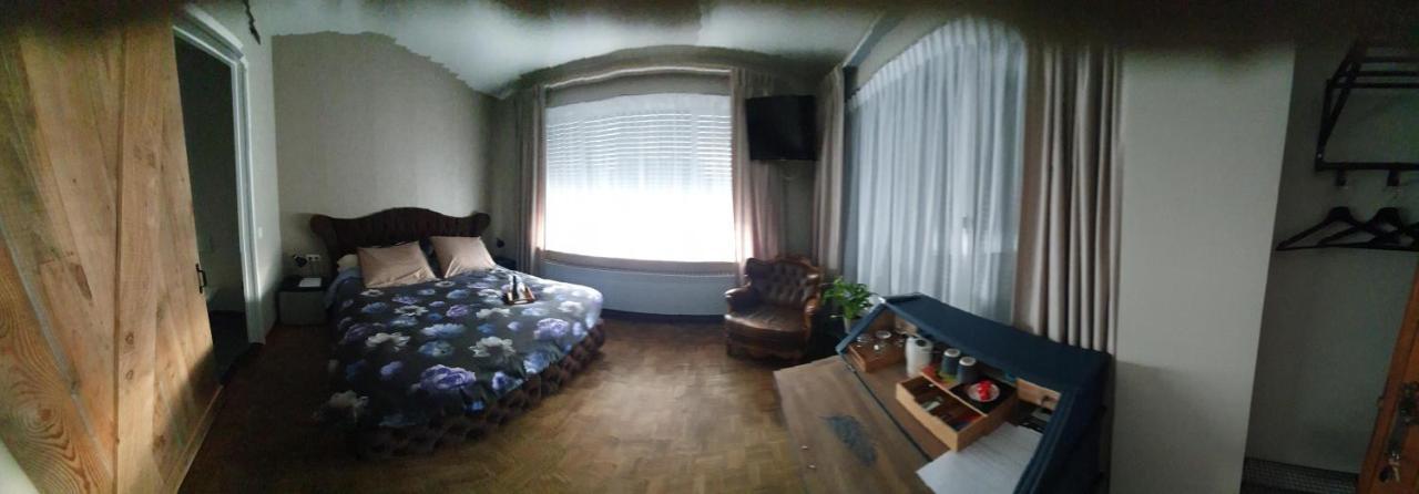 Guesthouse Deladix ハッセルト エクステリア 写真