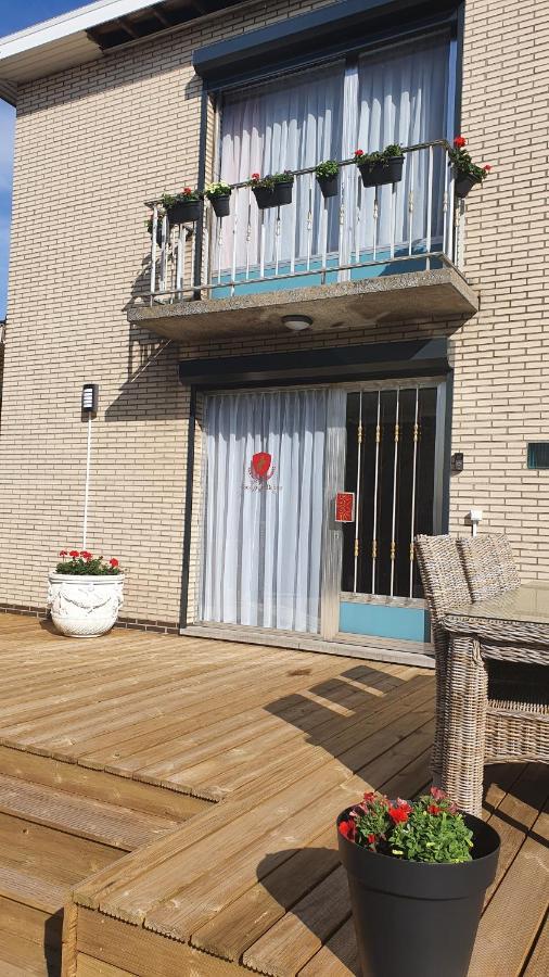 Guesthouse Deladix ハッセルト エクステリア 写真