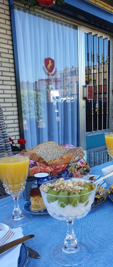 Guesthouse Deladix ハッセルト エクステリア 写真